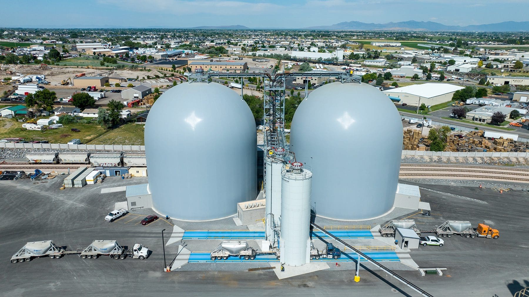 Bridgesource Domes and rail car